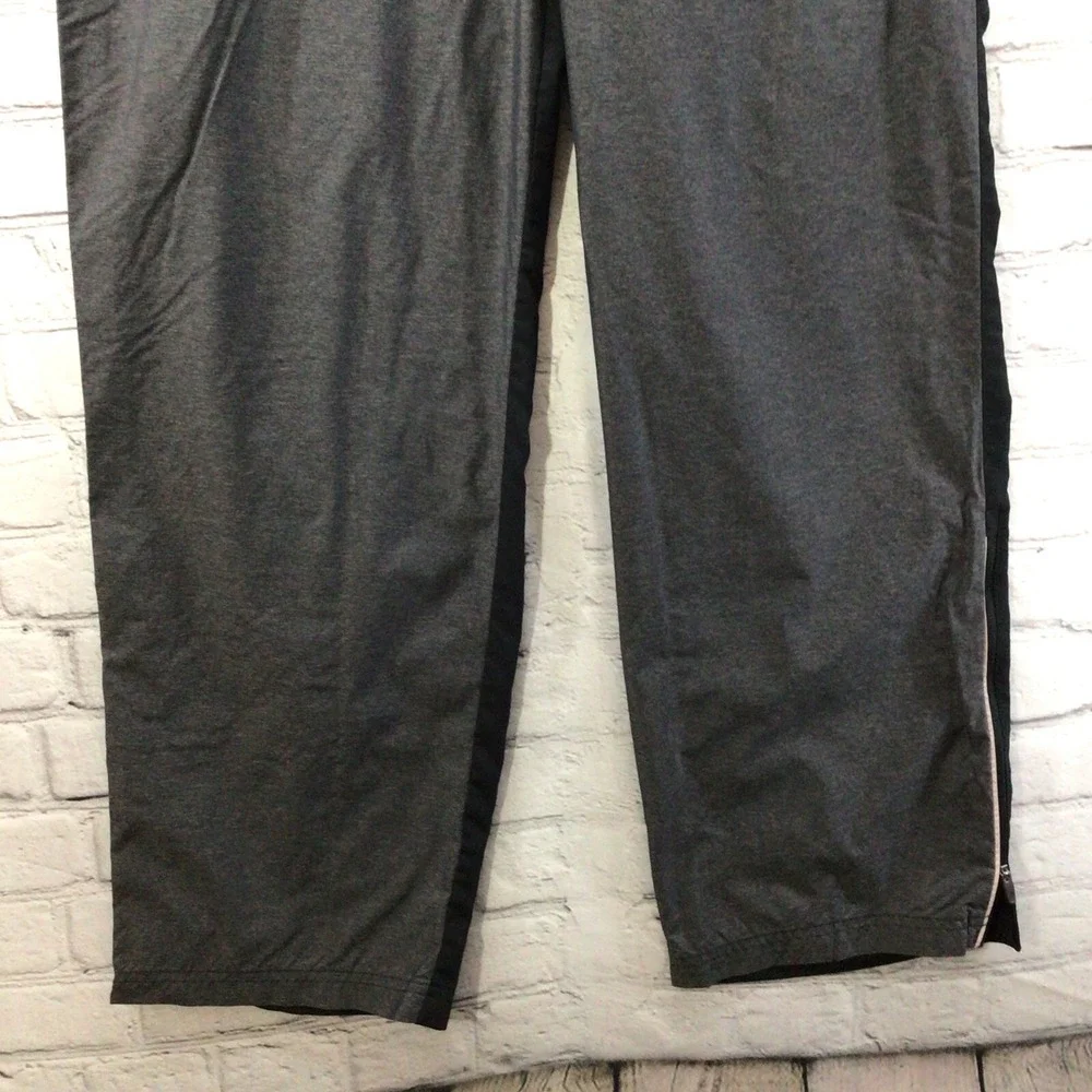 Adidas Athletic Pants Mens Sz M Med Black Zippered‎ Ankles and Pockets